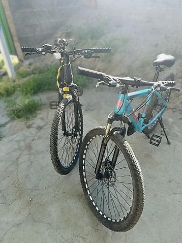 Городских велосипедов - Два велосипеда с легкими алюминиевыми