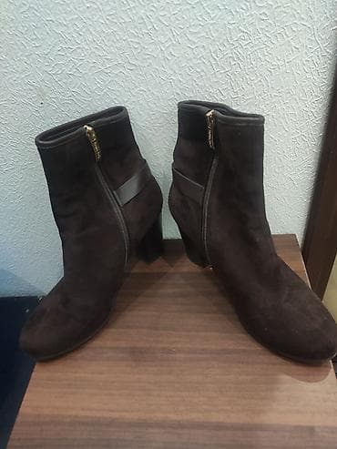 сапоги на каблуках: Черные ботинки в брутальном стиле - Модель: кожаные шнурованные — 4