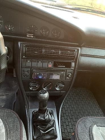 авто в рассрочка: Audi 100: 1992 г., 2.3 л, Механика, Бензин, Универсал — 10