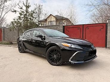 Продажа авто: Toyota Camry: 2020 г., Гибрид, Седан — 2