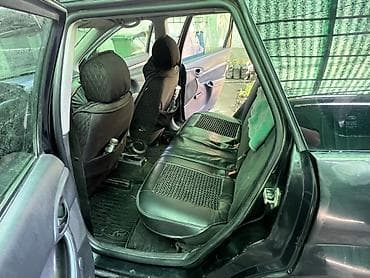 Транспорт: Ford Focus: 2002 г., 1.8 л, Автомат, Бензин, Универсал — 8
