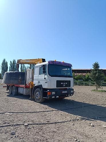 Ман грузовой с краном-манипулятором - Бортовой грузовик MAN с