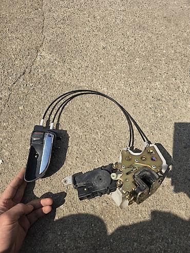 lexus is 200: Ограничитель двери Комплект Subaru, Б/у, Оригинал — 5