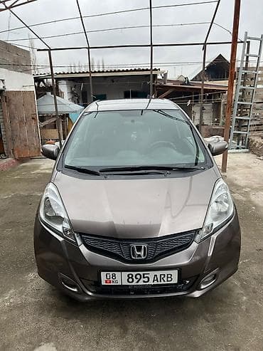 camry xle: Honda Fit: 2012 г., 1.4 л, Автомат, Бензин, Хэтчбэк — 2