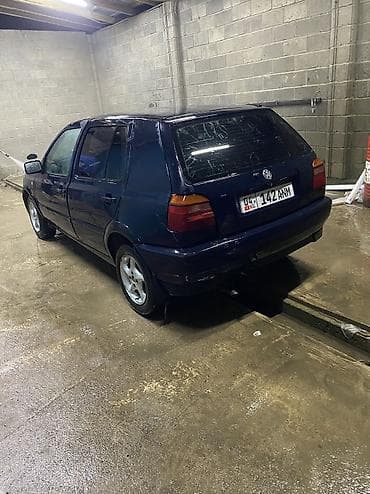 авто элек: Volkswagen Golf: 1994 г., 1.8 л, Кол менен иштөөчү, Бензин, Хетчбек — 2