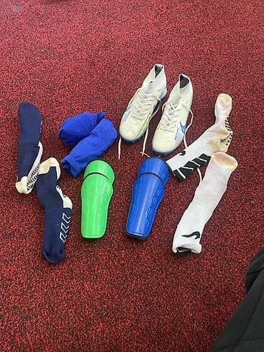 nike react: Футбольный комплект для игры на поле: - Бутсы с шипами для — 2