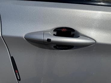 дешевые машина: Hyundai Accent: 2017 г., 1.6 л, Автомат, Бензин, Седан — 8