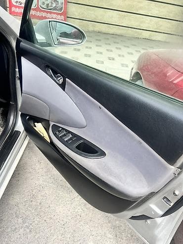 Унаа сатуу: Nissan Primera: 2001 г., 2 л, Вариатор, Бензин, Седан — 7
