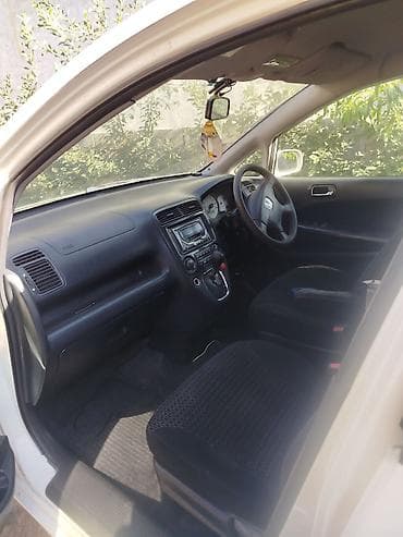 Honda Stream: 2002 г., 2 л, Автомат, Бензин, Универсал — 6