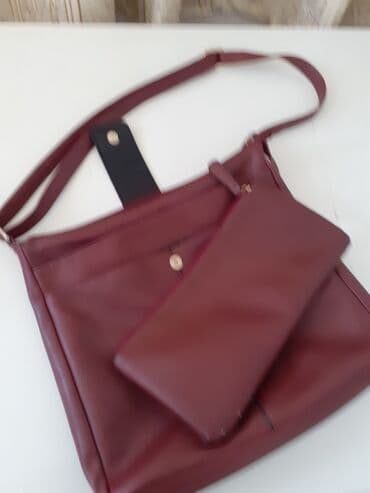 сумка клатч б у: Продаю сумки б/у в хорошем состоянии
цена по каждой договорная — 1