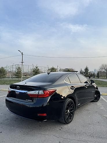 ls 400: Lexus ES: 2016 г., 2.5 л, Вариатор, Гибрид, Седан — 3