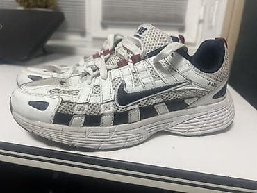 nike кроссовки: Мужские кроссовки, 41, Nike, Б/у, цвет - Белый, Самовывоз, Бесплатная доставка, Платная доставка — 1