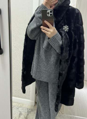 Прокат одежды: ПРОДАЮ норковую шубу‼️‼️Размер 44-46 черный бриллиант, поперечная — 2