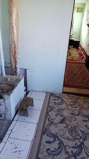 нижний токолдош: 200 м², 4 комнаты, Забор, огорожен — 6