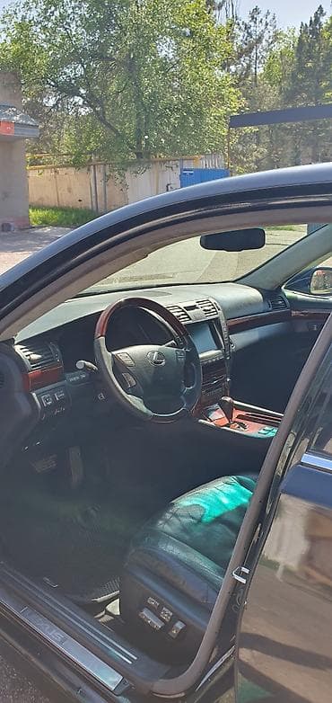 sprinter 2003: Lexus LS: 2007 г., Седан — 7