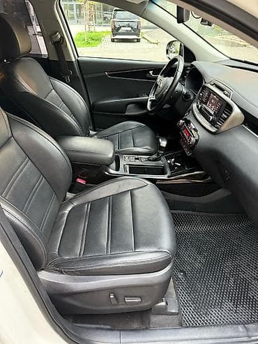 4 7: Kia Sorento: 2017 г., 2.2 л, Автомат, Дизель, Кроссовер — 2