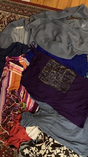 трикотажные блузки: Отдам за шоколадку) район ТЭЦ. Самовывоз Женские блузки/рубашки – — 2