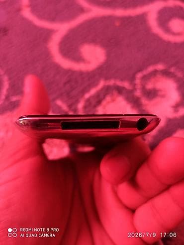 ipod shuffle купить: Apple iPod touch (4‑го поколения) - Цвет: черный фронт, полированная — 1