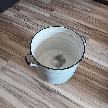 поварежки: Листайте кастрюли 2х литровые и поварежки пластиковые — 3