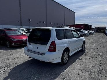 beta ff: Крышка багажника Subaru, 2002 г., Б/у, Оригинал — 1