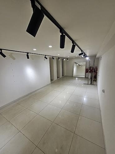 montebello бишкек: Сдаётся в аренду коммерческое помещение. Локация: район Политех — 5