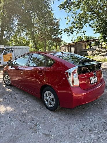 Toyota Prius: 2012 г., 1.8 л, Автомат, Гибрид, Хэтчбэк — 3