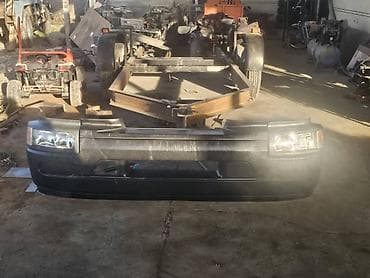 Бампер Renault — 1