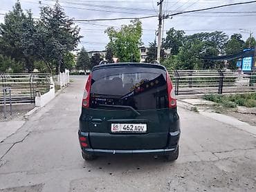 byd e5: Toyota Yaris Verso: 2000 г., 1.3 л, Автомат, Бензин, Хэтчбэк — 6