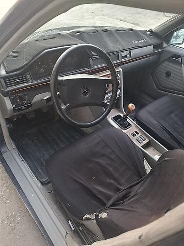 Продажа авто: Mercedes-Benz W124: 1987 г., 2.3 л, Ручные, Бензин, Седан — 2