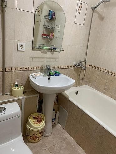 Недвижимость: 1 комната, Только девушкам — 6