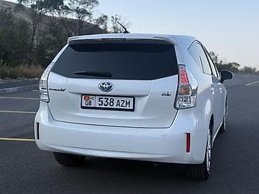 капот сивик: Toyota Prius V: 2013 г., 1.8 л, Вариатор, Гибрид, Универсал — 5