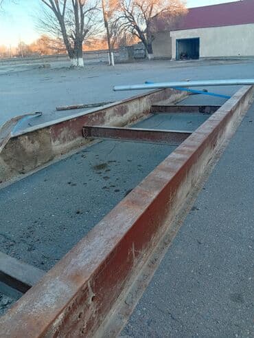 железо бу: Металлоконструкция: -Стальные двутавровые балки с опорами. Длина 12м — 3