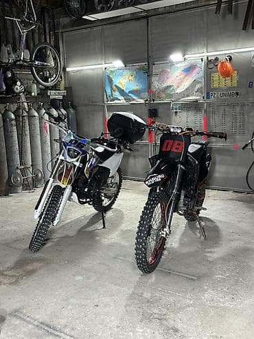 Скутеры: Кроссовый мотоцикл BSE черного цвета с акцентами красного. Подготовлен — 3