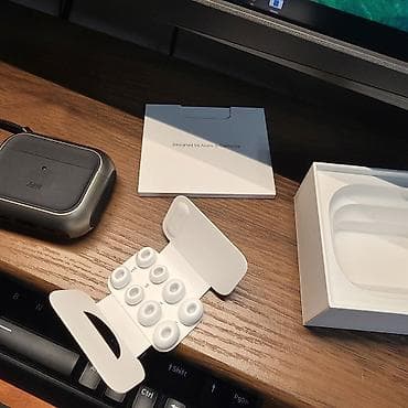 аудио: Беспроводные вакуумные наушники, Apple, Airpods Pro 3, Б/у — 5