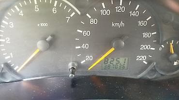 авто крепеж: Ford Focus: 2003 г., 1.6 л, Универсал — 1