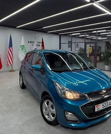 Chevrolet Spark: 2018 г., 1 л, Вариатор, Бензин, Хэтчбэк