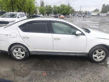 step 2: Skoda Octavia: 2015 г., Автомат, Седан — 2