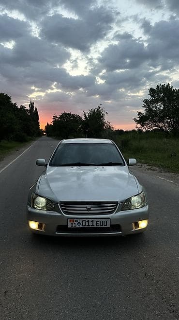 алтезе: Toyota Altezza: 2000 г., 2 л, Автомат, Бензин, Седан — 1
