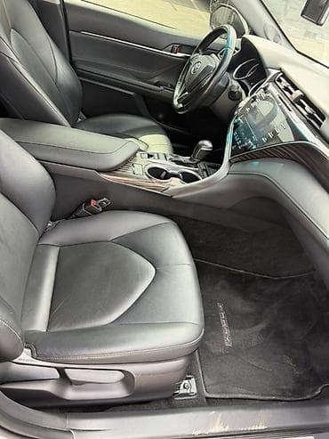 таёта 30: Toyota Camry: 2018 г., 2.5 л, Гибрид, Седан — 9