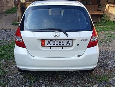 m5 e60: Honda Fit: 2002 г., 1.3 л, Вариатор, Бензин, Хэтчбэк — 4