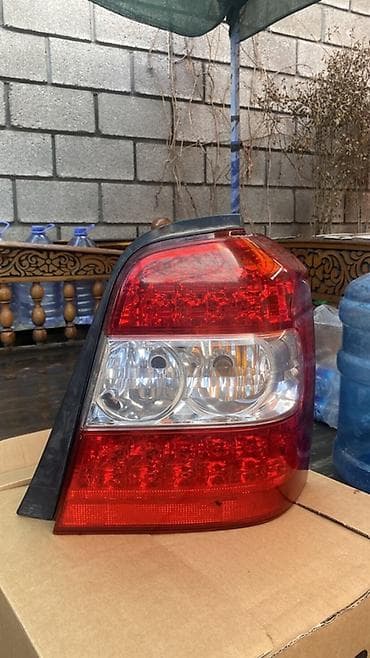 алтезза крыло: Передняя правая фара Toyota — 1