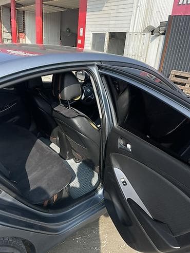 Продажа авто: Hyundai Solaris: 2018 г., 1.4 л, Автомат, Бензин, Седан — 5