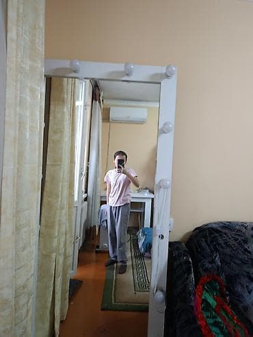 туалетный столики: Напольное гримерное зеркало в полный рост с подсветкой. - Формат — 2