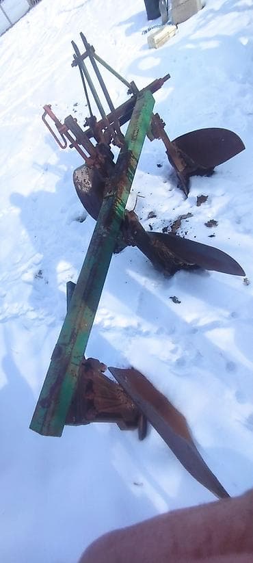 длиная: Навесной оборотный плуг для трактора. - Конструкция: рамный плуг с — 6