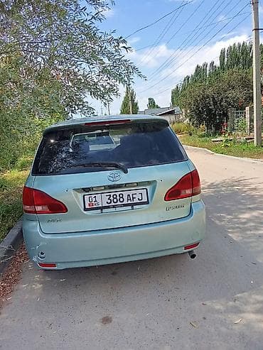 авесис версо: Toyota Ipsum: 2001 г., 2.4 л, Автомат, Бензин, Минивэн — 3