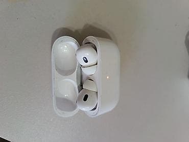 продаю airpods: Беспроводные наушники Apple AirPods Pro с зарядным кейсом - Модель — 3