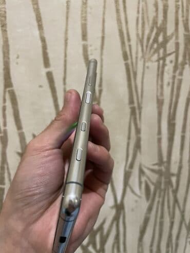 зеркальный фотоаппарат: Sony Xperia 5 II, Б/у, 128 ГБ, цвет - Серебристый, 1 SIM — 2