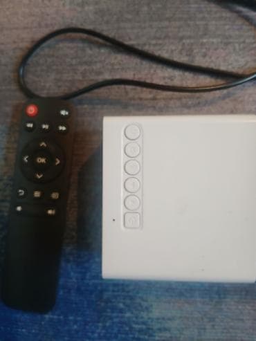 презентор: Мини-проектор с пультом ДУ и кабелем Компактный LED‑проектор в — 4