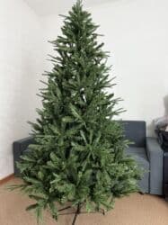 зелен: Искусственная ель с эффектом заснеженных ветвей - Высокая пышная — 7