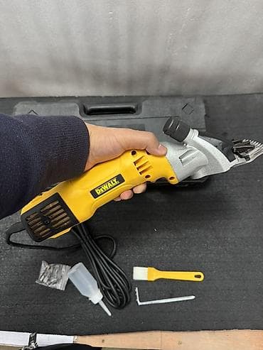d cat: Электрическая машинка для стрижки овец (сетевой триммер) DEWALT в — 4